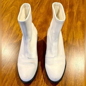 Opening Ceremony 2018 white leather ankle boots! Side 38!